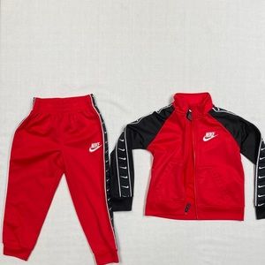 Nike Logo full-zip jacket and jogger pants set, University Red, 3T, logo taping